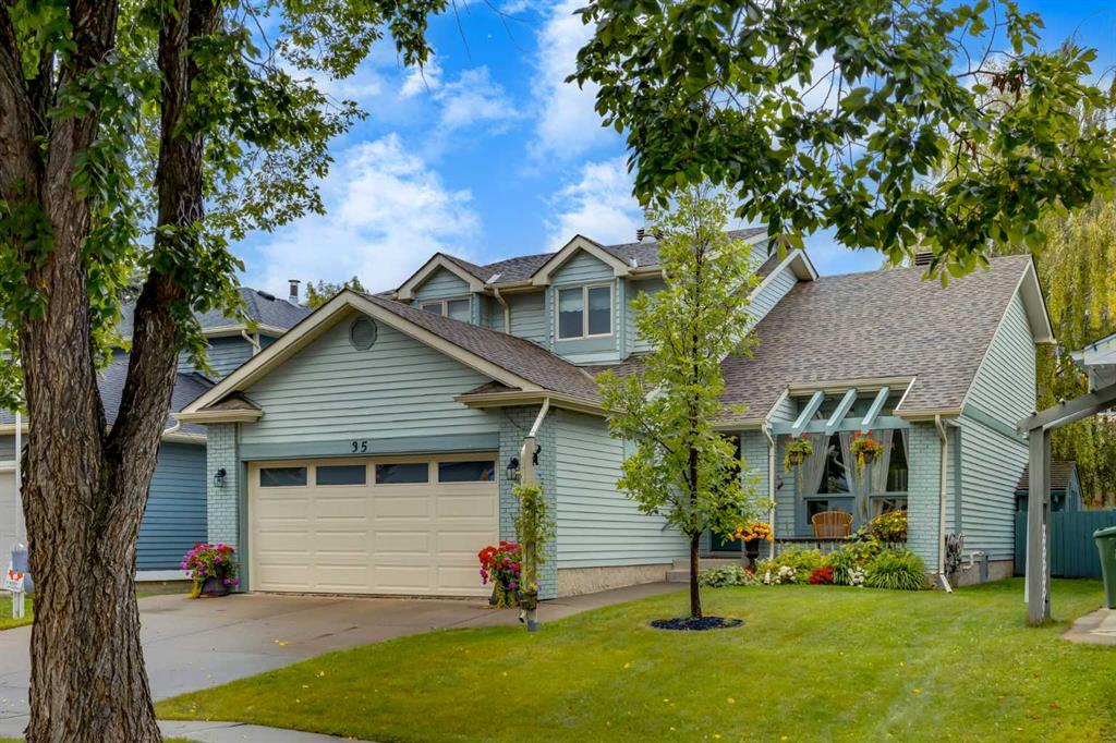 Picture of 35 Millrise Way SW, Calgary Real Estate Listing