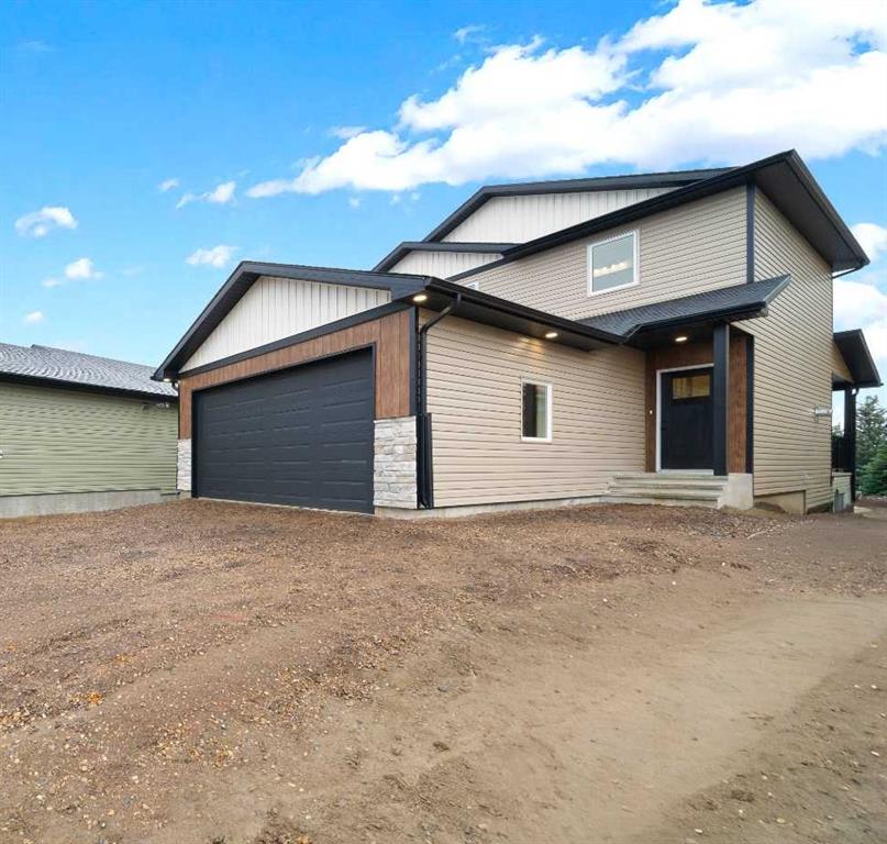 Picture of 43 Sierra Road SW, Medicine Hat Real Estate Listing