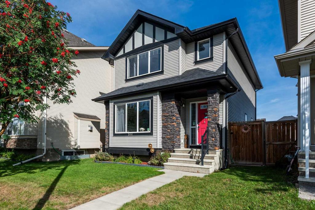 Picture of 380 Cranberry Circle SE, Calgary Real Estate Listing