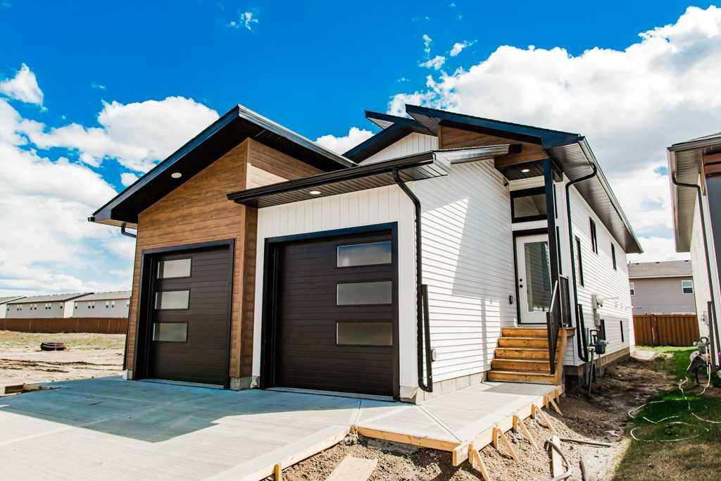 Picture of 9525 114 Avenue , Clairmont Real Estate Listing