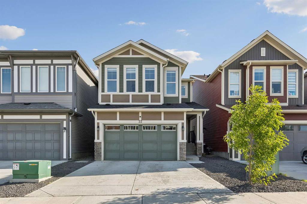 Picture of 22 Lucas Terrace NW, Calgary Real Estate Listing