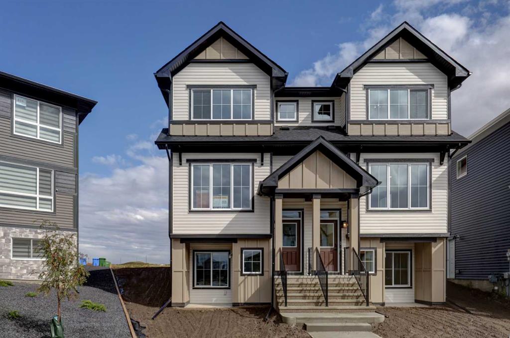 Picture of 410 Carringvue Grove NW, Calgary Real Estate Listing