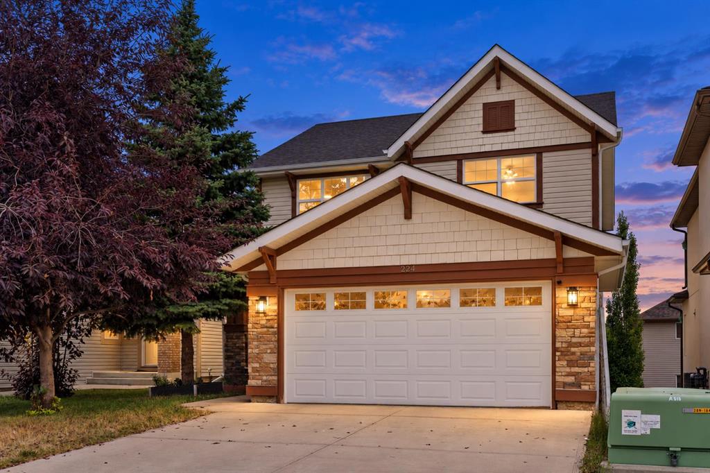 Picture of 224 Panamount View NW, Calgary Real Estate Listing