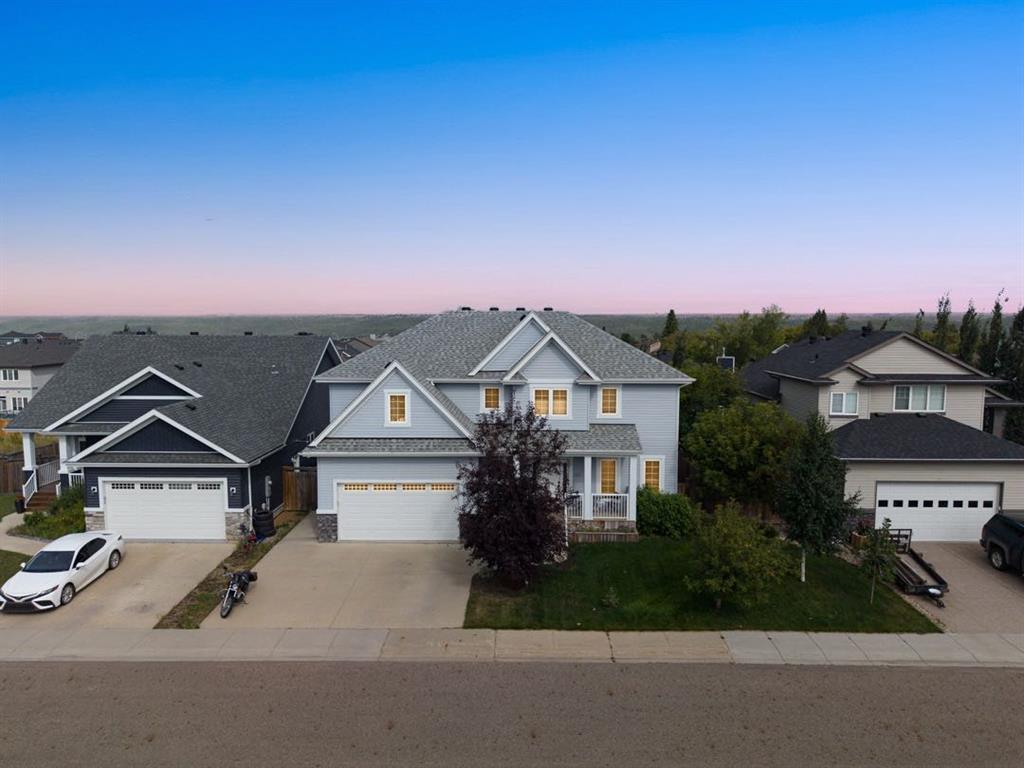 Picture of 141 Beaverglen Close , Fort McMurray Real Estate Listing