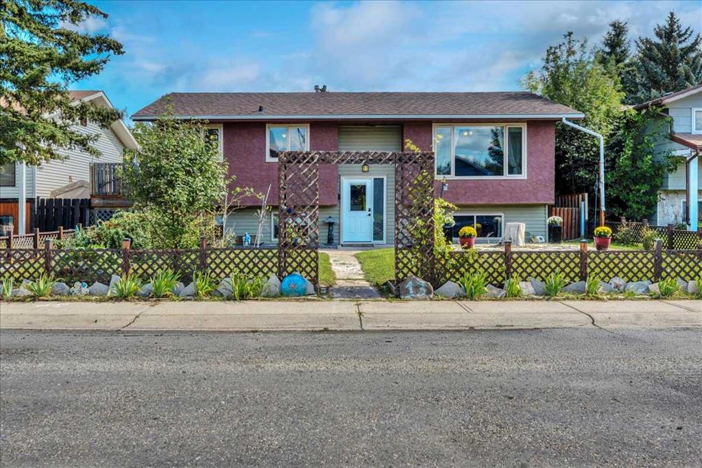 Picture of 13 Park Road , Strathmore Real Estate Listing