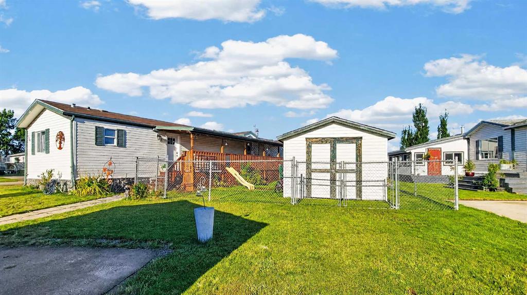 Picture of 160 Pickles Crossing  , Rural Grande Prairie No. 1, County of Real Estate Listing