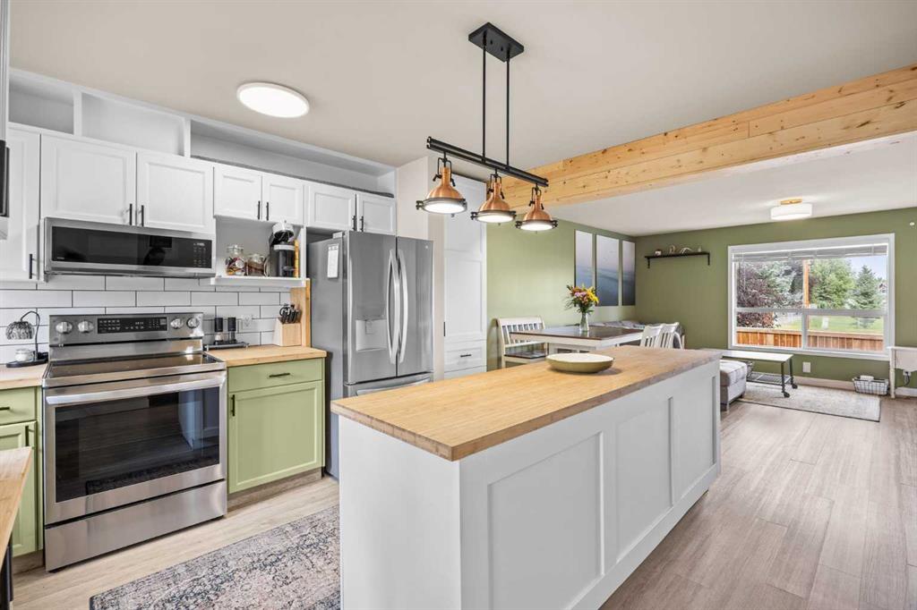 Picture of 507, 140 Sagewood Boulevard SW, Airdrie Real Estate Listing