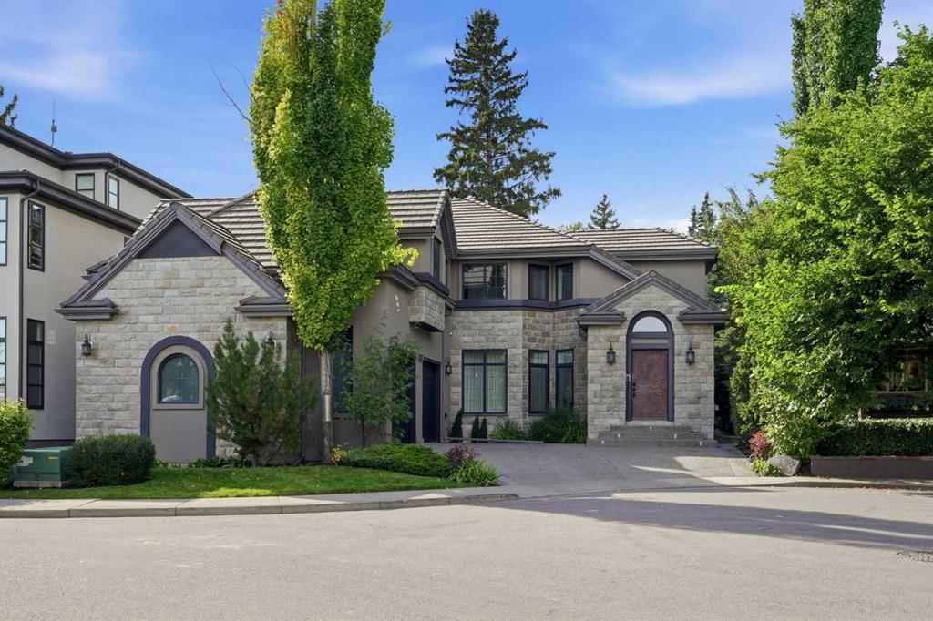 Picture of 19 Windsor Crescent SW, Calgary Real Estate Listing