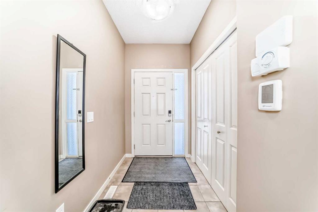 Picture of 302 Auburn Crest Way SE, Calgary Real Estate Listing