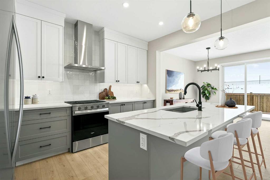 Picture of 537 Sawgrass Green NW, Airdrie Real Estate Listing