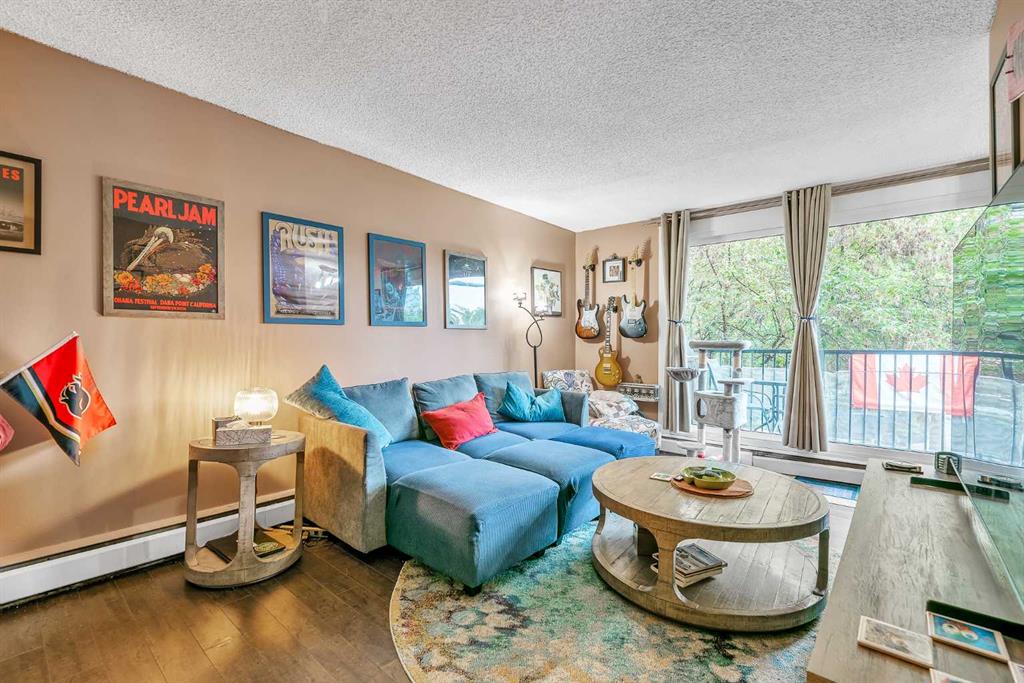 Picture of 22, 1703 11 Avenue SW, Calgary Real Estate Listing