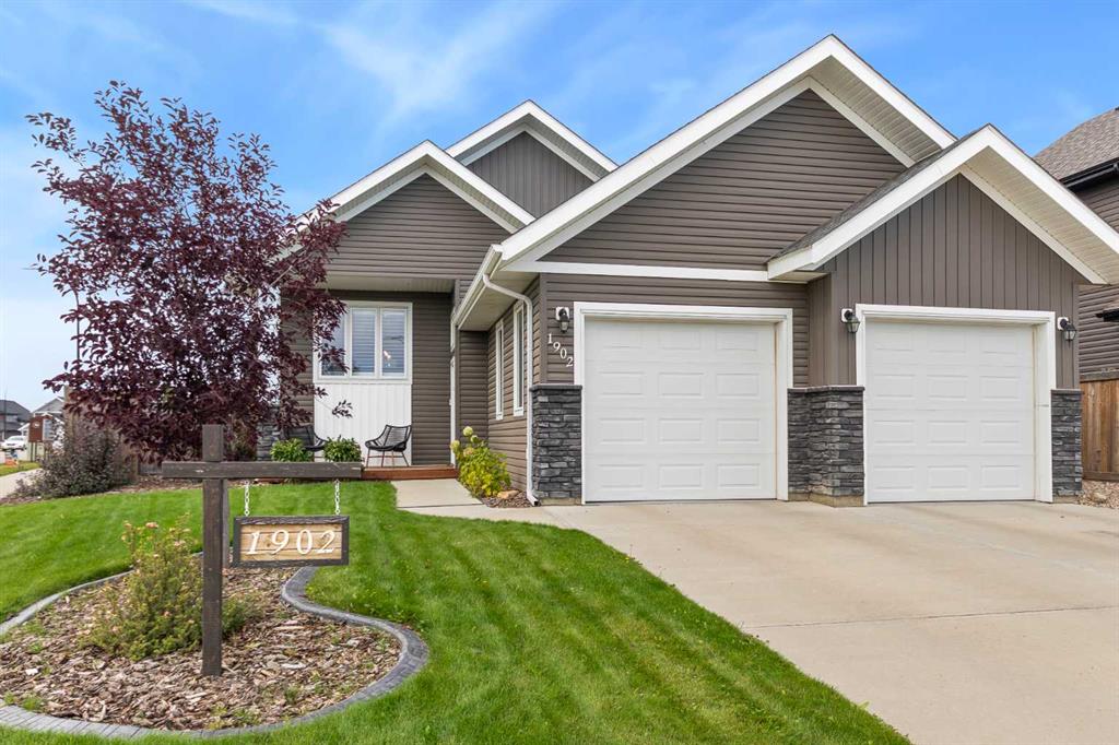 Picture of 1902 61 Avenue , Lloydminster Real Estate Listing