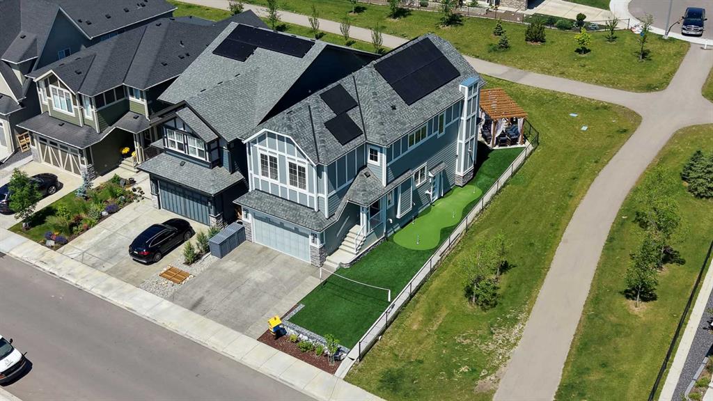 Picture of 168 Magnolia Manor SE, Calgary Real Estate Listing