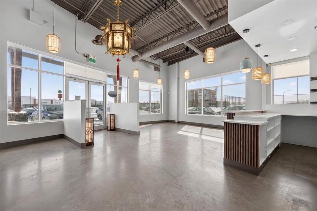 Picture of 2 royal vista Link , Calgary Real Estate Listing