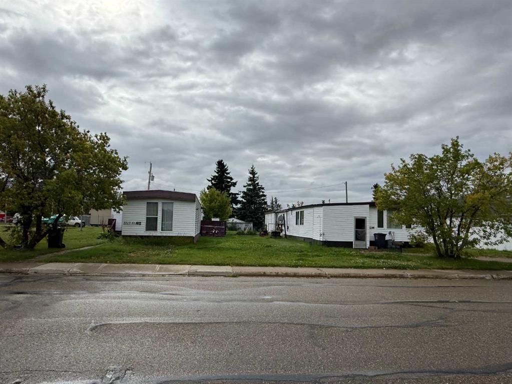 Picture of 5107, 5113, 5117 51 Avenue , Berwyn Real Estate Listing