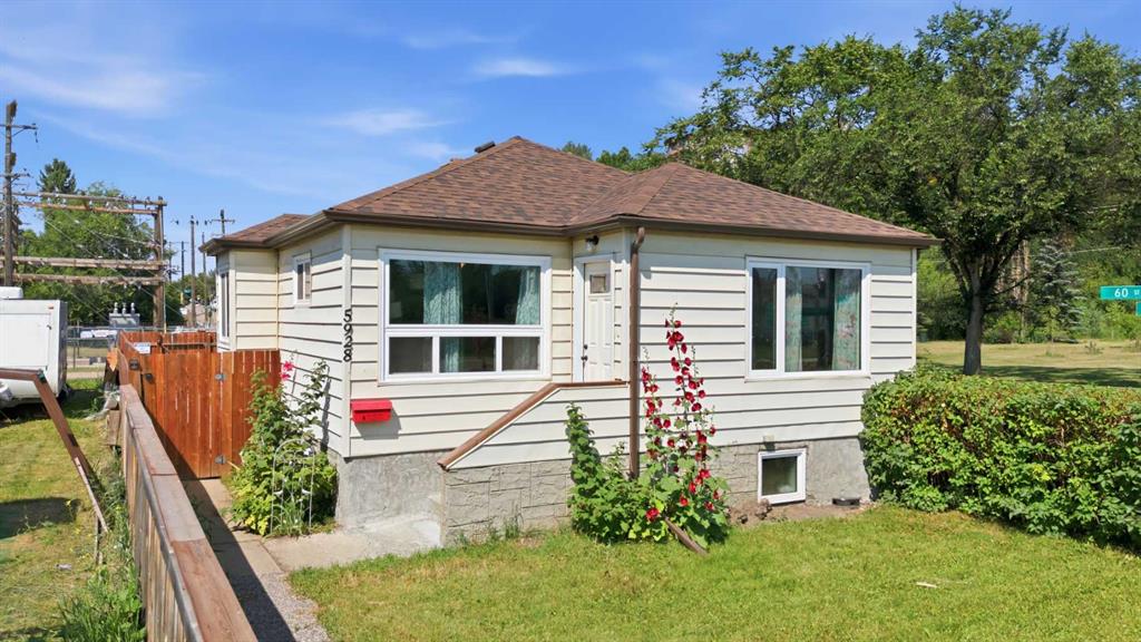 Picture of 5928 51 Avenue , Red Deer Real Estate Listing