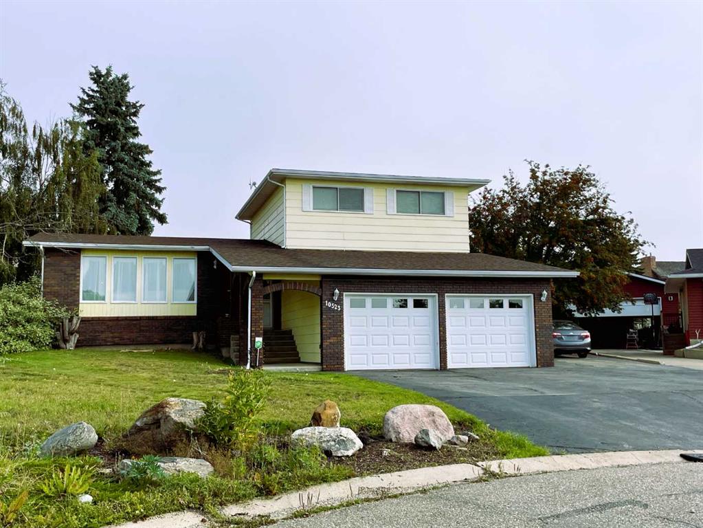 Picture of 10523 105 Street Close , Fairview Real Estate Listing