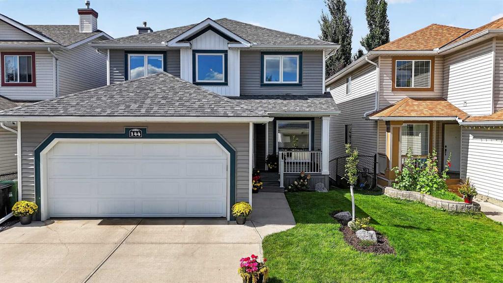 Picture of 144 Shawbrooke Manor SW, Calgary Real Estate Listing