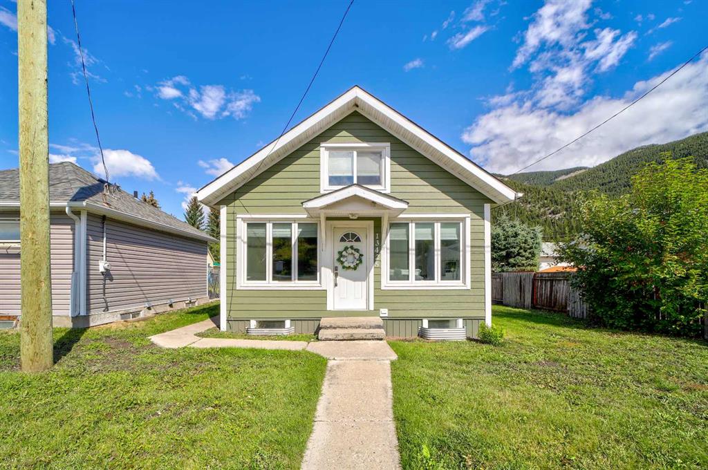 Picture of 13425 18 Avenue , Blairmore Real Estate Listing