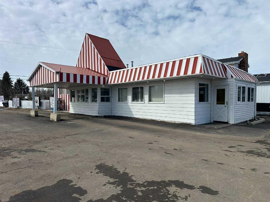 Picture of 5208 49 Ave  , Redwater Real Estate Listing