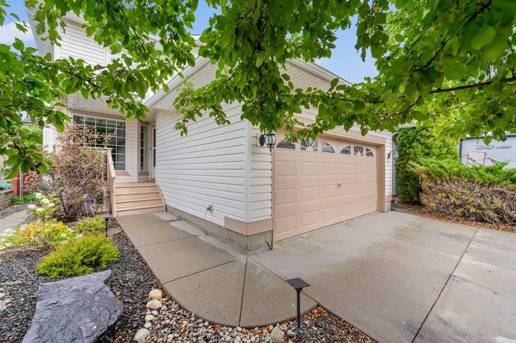 Picture of 127 Tuscany Hills Park NW, Calgary Real Estate Listing