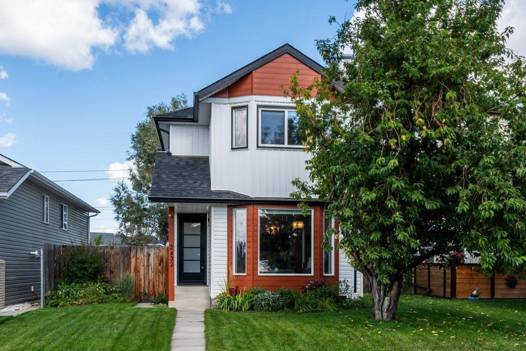 Picture of 2432 Riverstone Road SE, Calgary Real Estate Listing