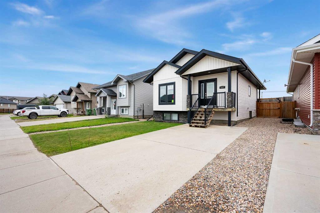 Picture of 3327 41 Avenue , Lloydminster Real Estate Listing