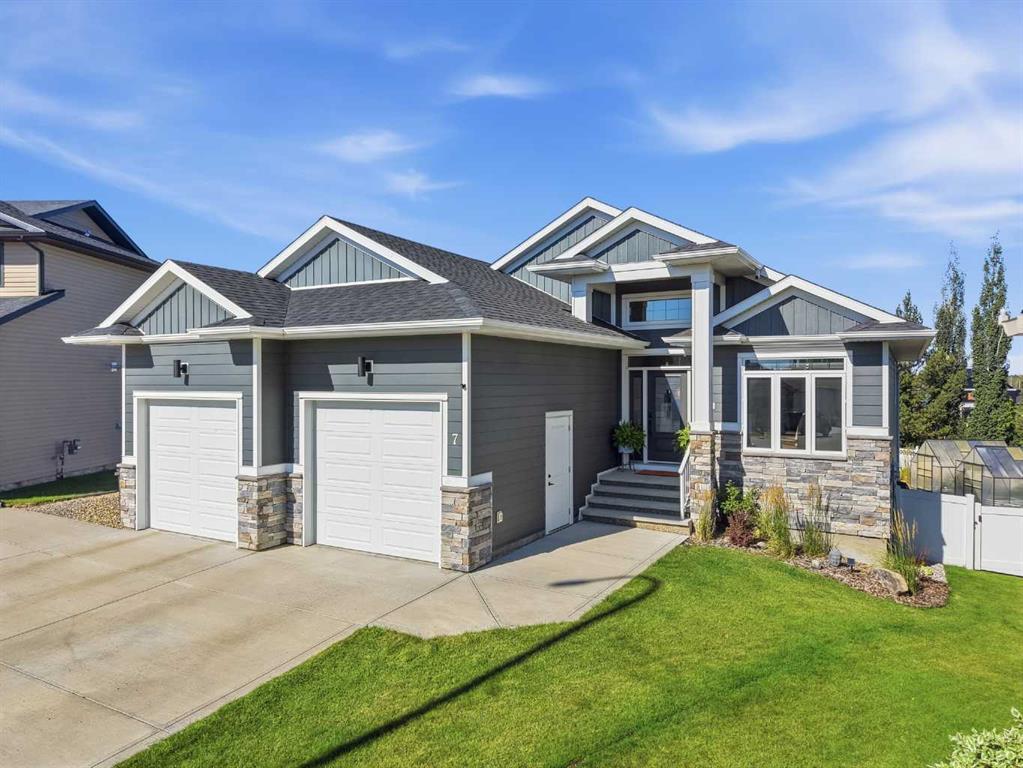 Picture of 7 Leonard Close , Sylvan Lake Real Estate Listing