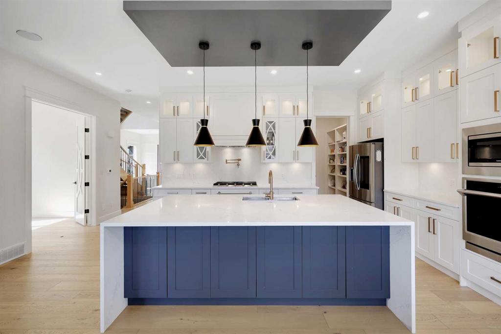 Picture of 243 Coopers Cove SW, Airdrie Real Estate Listing