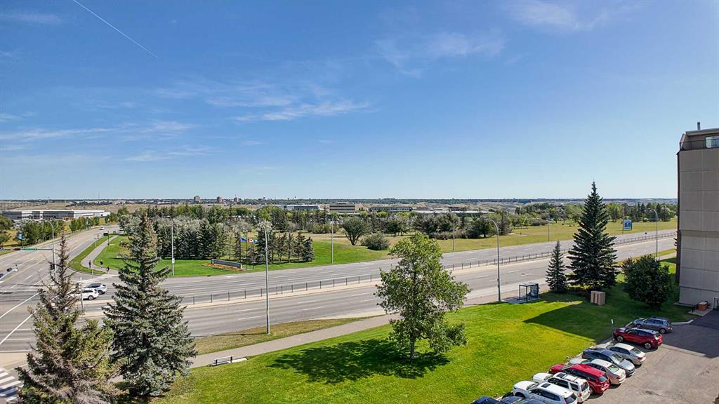 Picture of 617, 5 Berkeley Place W, Lethbridge Real Estate Listing