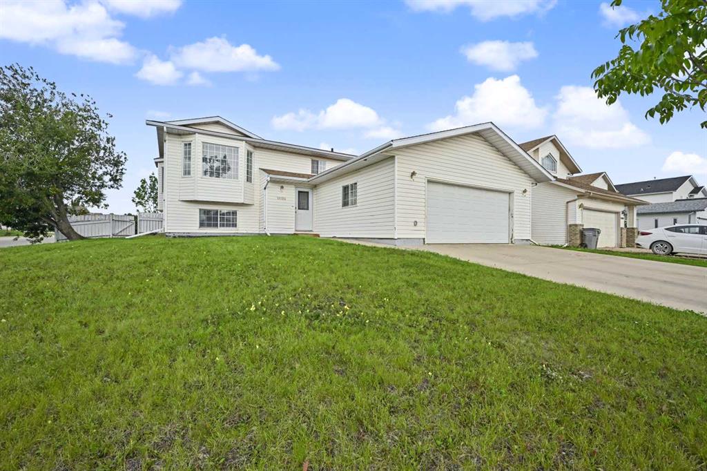 Picture of 11102 90 Street , Grande Prairie Real Estate Listing