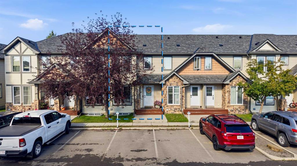 Picture of 903, 2445 Kingsland Road SE, Airdrie Real Estate Listing