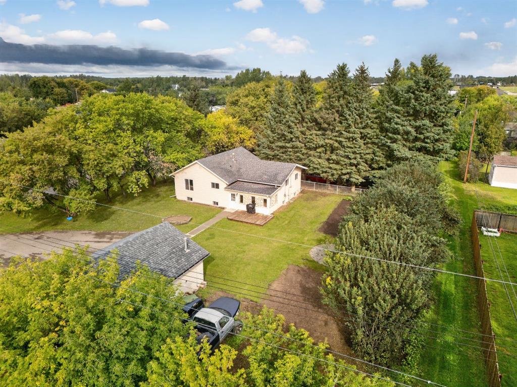 Picture of 10105 104 Street , La Crete Real Estate Listing