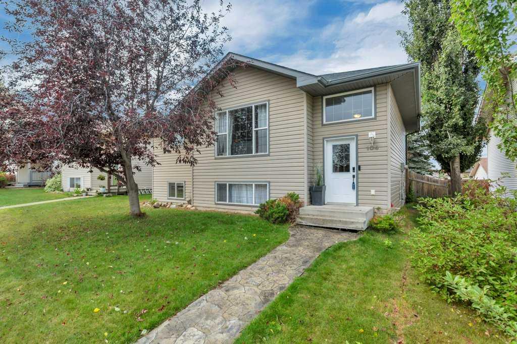 Picture of 104 Old Boomer Road , Sylvan Lake Real Estate Listing