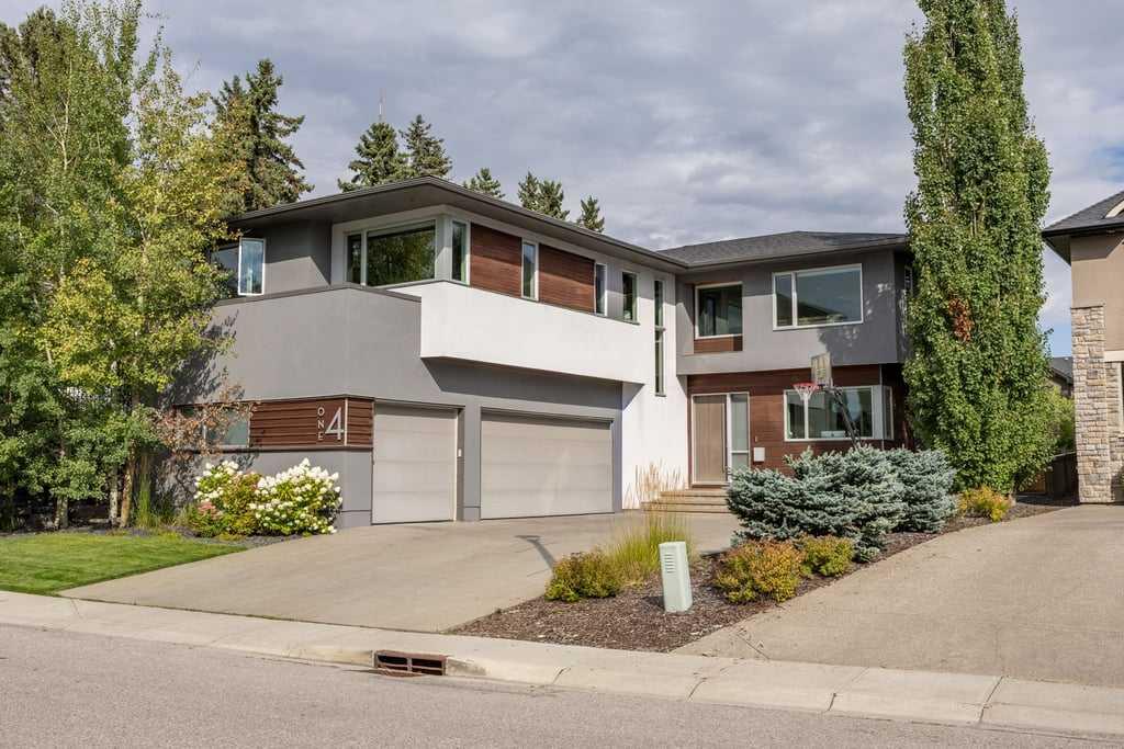 Picture of 14 Wexford Way SW, Calgary Real Estate Listing