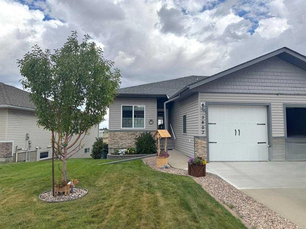 Picture of 3807 75 Street , Camrose Real Estate Listing