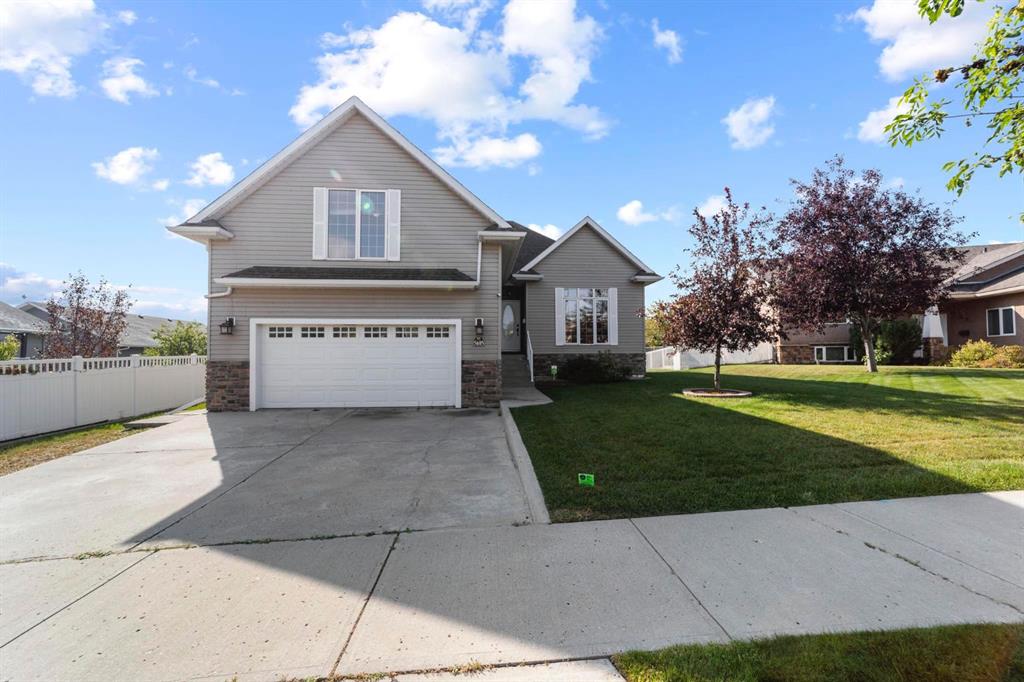 Picture of 5605 28 Avenue , Camrose Real Estate Listing