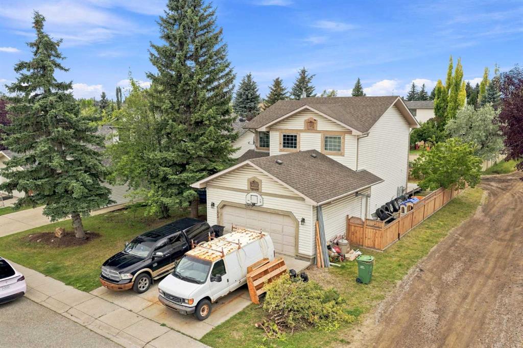 Picture of 1403 Sunvista Way SE, Calgary Real Estate Listing