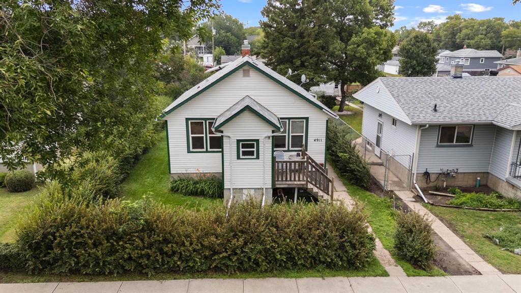 Picture of 4911 56 Street , Camrose Real Estate Listing