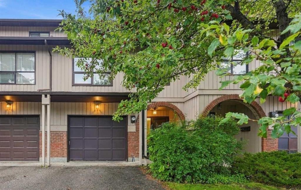 Picture of 52 Canterbury Gardens SW, Calgary Real Estate Listing