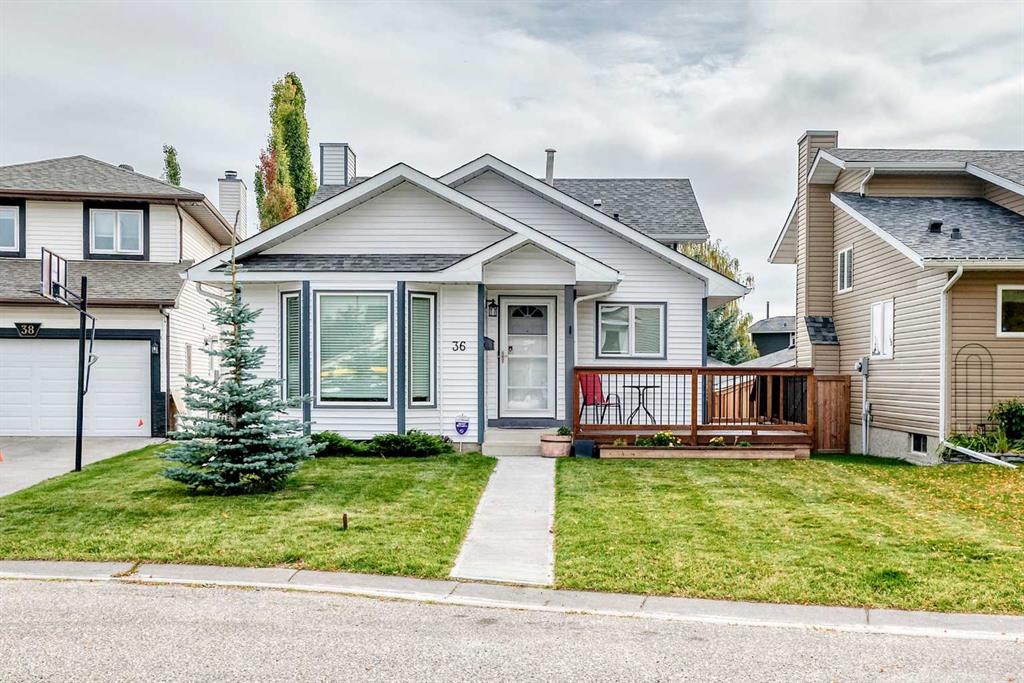 Picture of 36 Sandpiper Way NW, Calgary Real Estate Listing