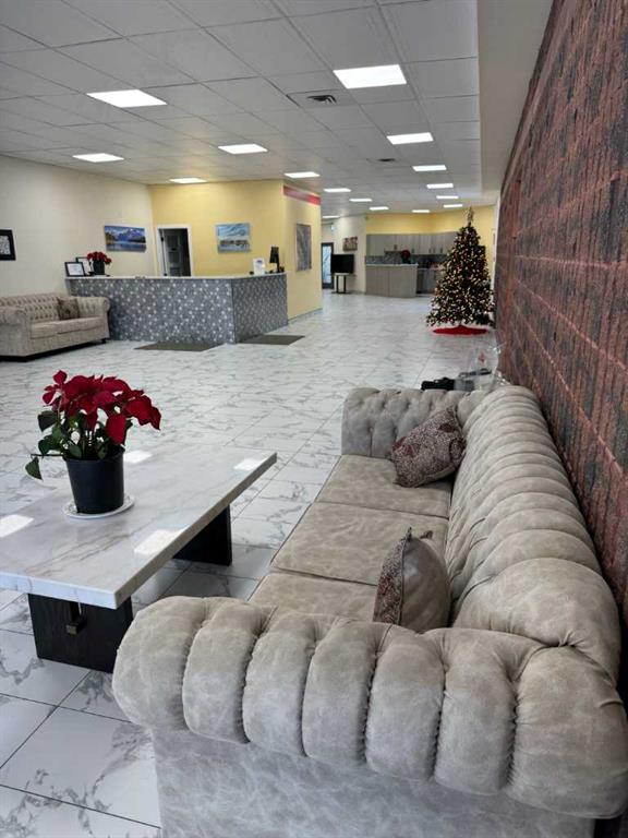 Picture of 5136 54 Street , Viking Real Estate Listing
