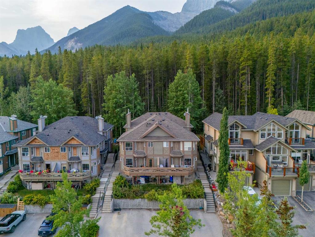 Picture of 2, 827 Wilson Way , Canmore Real Estate Listing