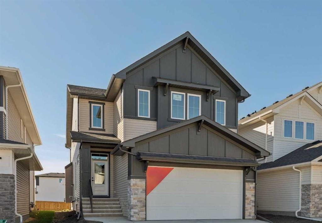 Picture of 76 Southborough Lane , Cochrane Real Estate Listing
