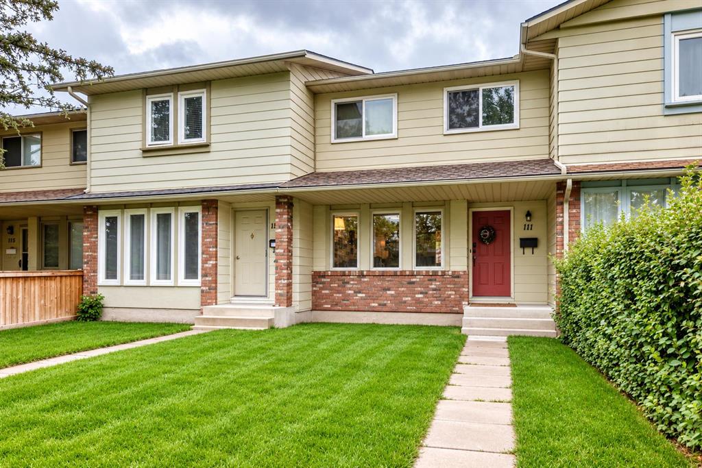 Picture of 111 Midbend Place SE, Calgary Real Estate Listing