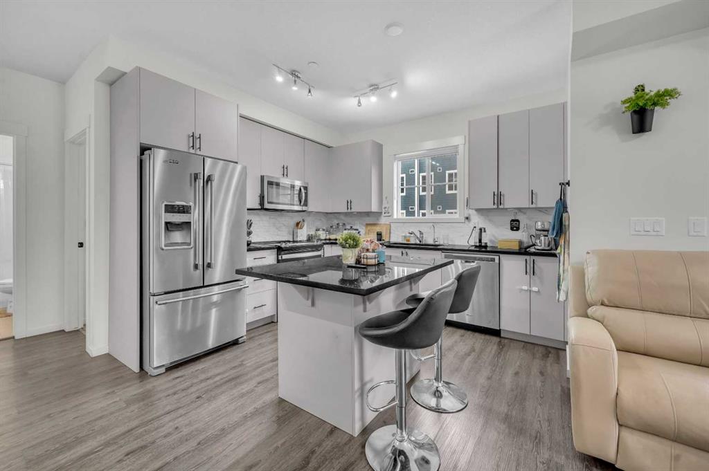 Picture of 8218, 151 Legacy Main Street SE, Calgary Real Estate Listing