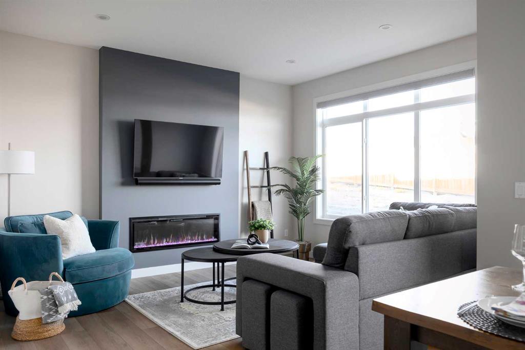 Picture of 31 Waterford Mews , Chestermere Real Estate Listing