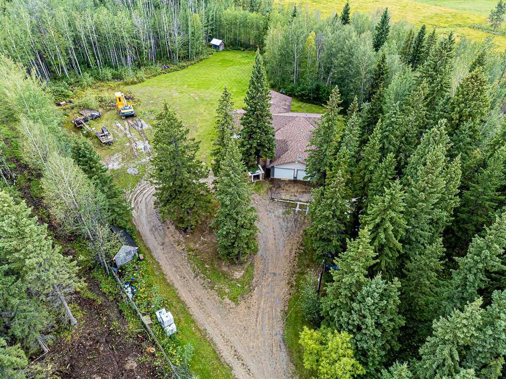 Picture of 461042 RGE ROAD 40  , Winfield Real Estate Listing