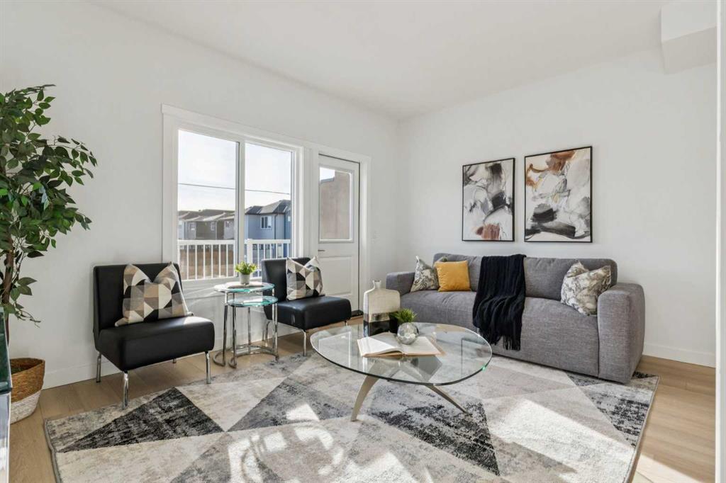 Picture of 105, 95 Saddlecrest Circle NE, Calgary Real Estate Listing