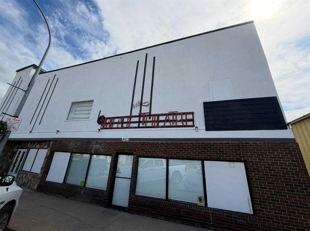 Picture of 4923 51 Avenue  , High Prairie Real Estate Listing